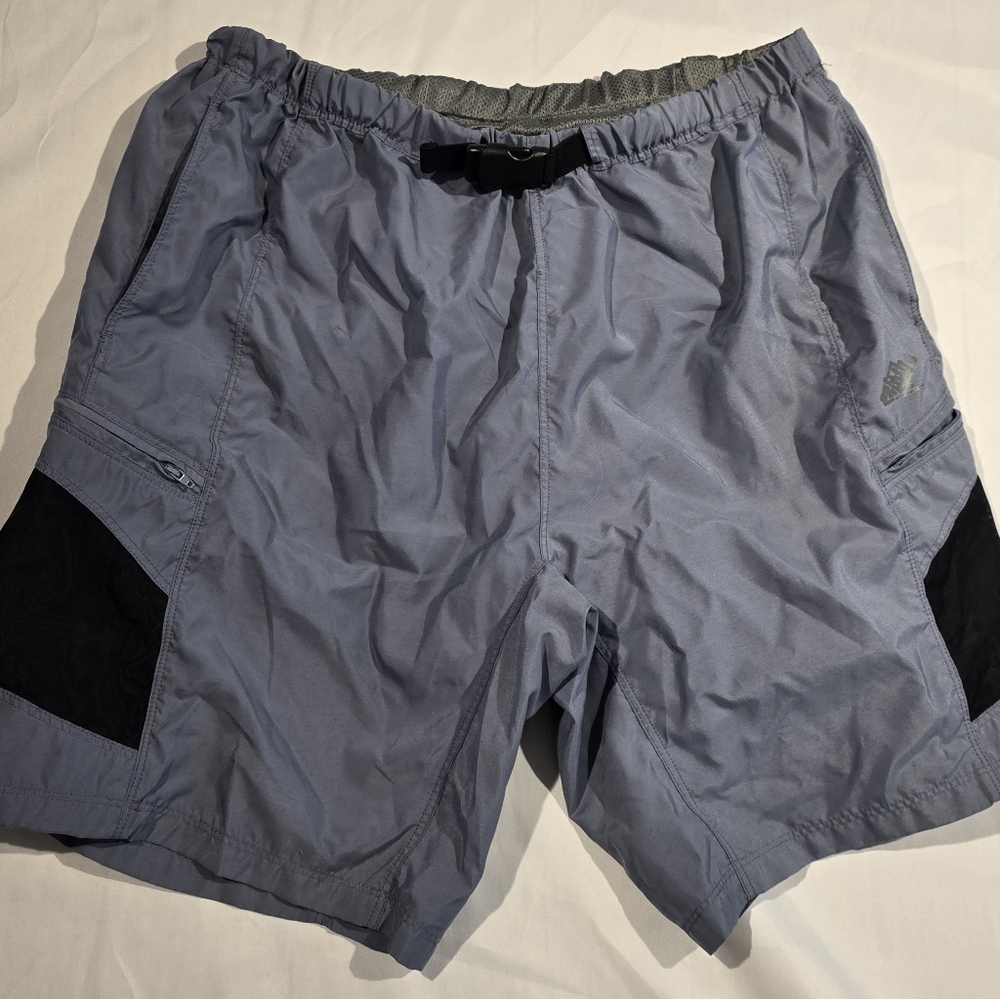 Eastern Mountain Sports Mens Shorts Size L Gray Pockets Lined